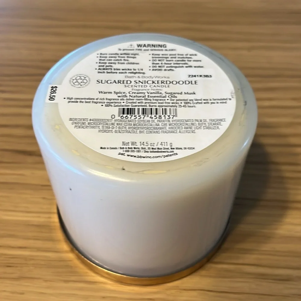Bath & Body Works 3 Wick Candle. Sugared Snicker Doodle.